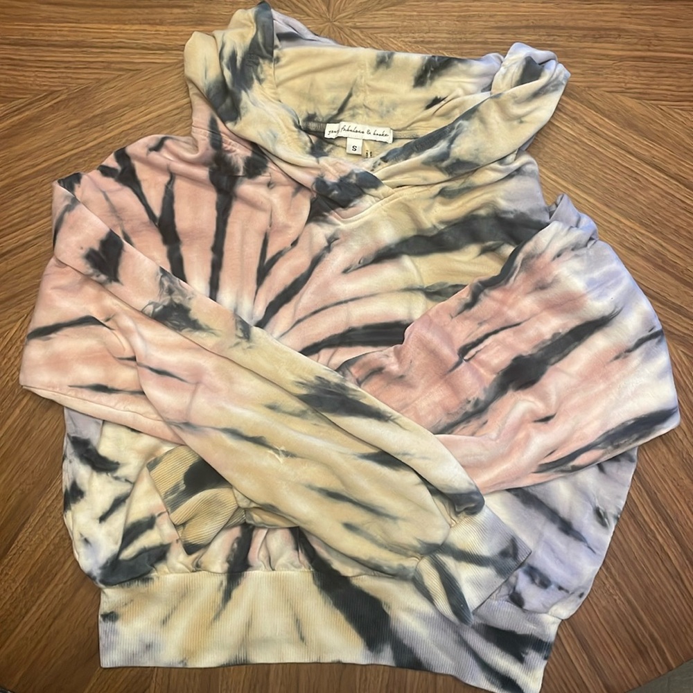 Young, Fabulous & Broke cropped tie-dyed sweatshirt, size small.